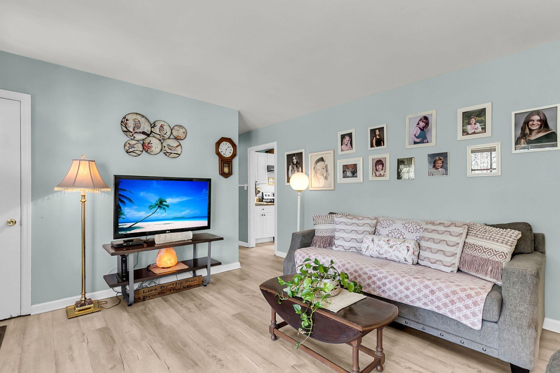 1219 Pauline Avenue Photo 4