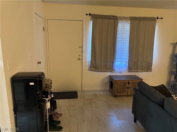 2080 Karen Avenue , Unit 15, Las Vegas, NV 89169