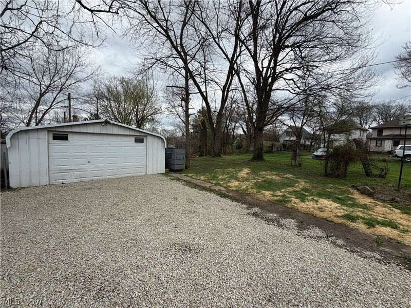 160 Brighton Boulevard, Zanesville, OH 43701 Photo 24