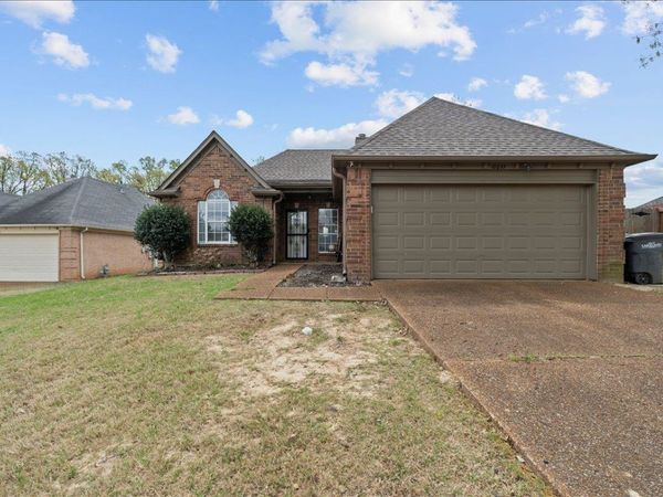 10057 WOODLAND BIRCH CV, Lakeland, TN 38002