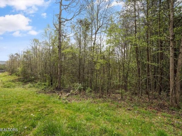 1433 Timber Trail , Newport, TN 37821