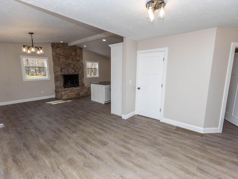 828 Terrace View Drive , Howard, OH 43028 Photo 5