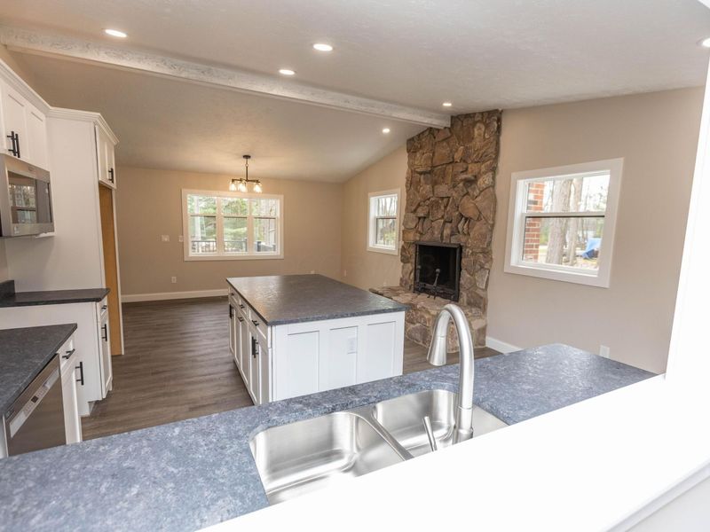 828 Terrace View Drive , Howard, OH 43028 Photo 8