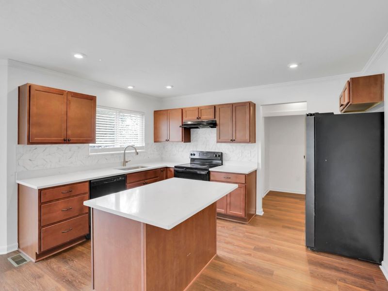 6140 Barclay Court, Canal Winchester, OH 43110 Photo 13