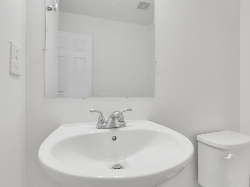 6140 Barclay Court, Canal Winchester, OH 43110 Photo 28