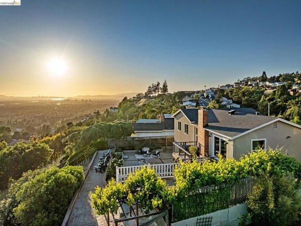 341 Rishell Dr, Oakland, CA 94619