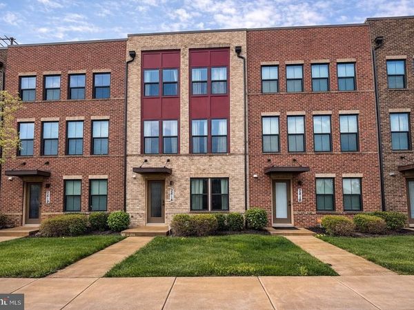 2814 LEWIS AVENUE, SUITLAND, MD 20746