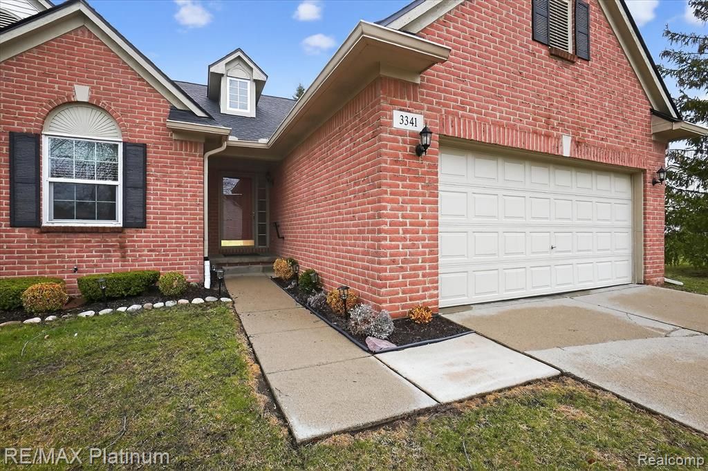 3341 Dewdrop Lane , Genoa Township, MI 48843 Main Photo