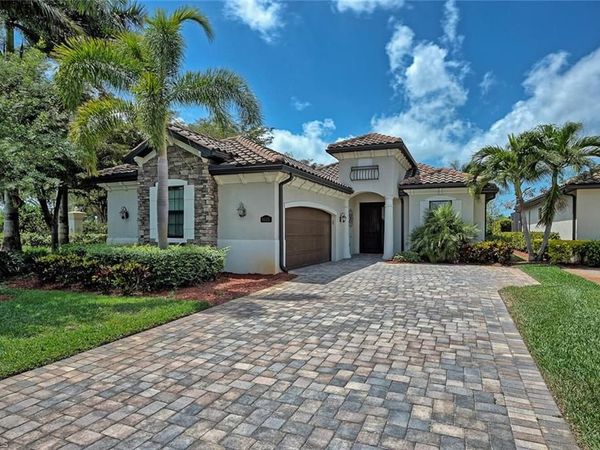9415 Piacere WAY, NAPLES, FL 34113