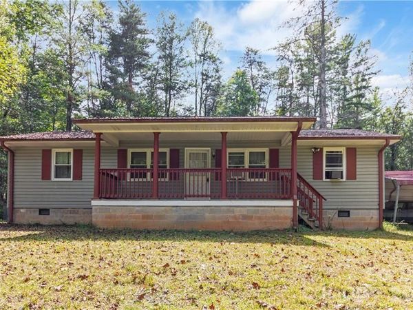 312 Brookview Drive, Boomer, NC 28606