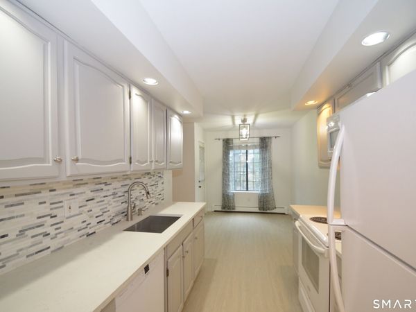 125 Warner Hill, Unit 27, Stratford, CT 06614