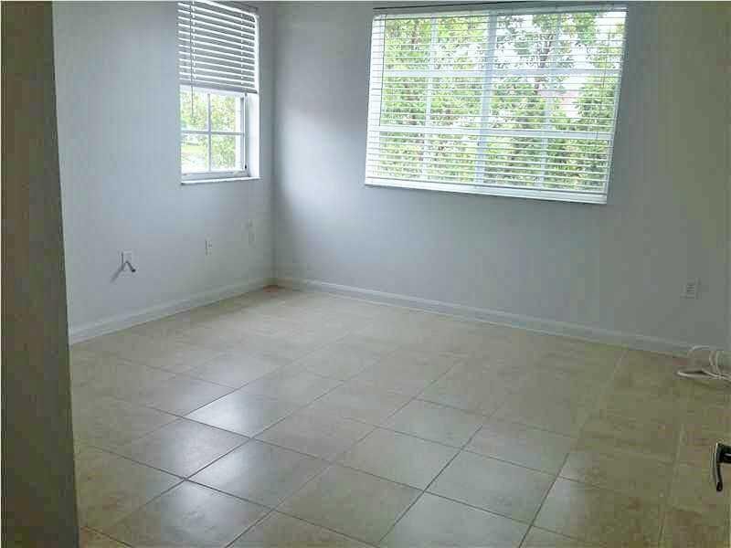 7980 N Nob Hill Road, Unit 205, Tamarac, FL 33321 Photo