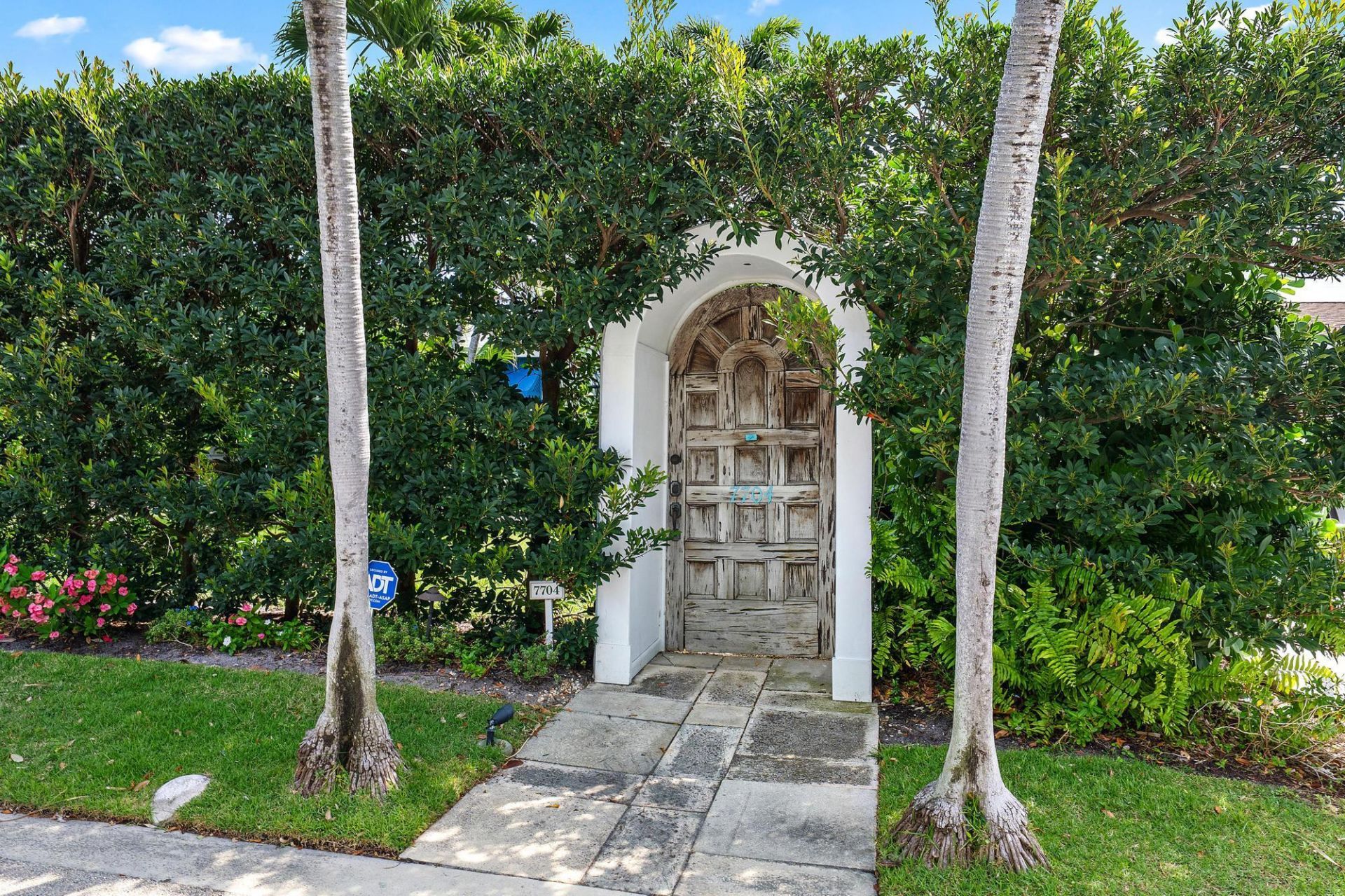 7704 Martin Avenue, West Palm Beach, FL 33405 Photo