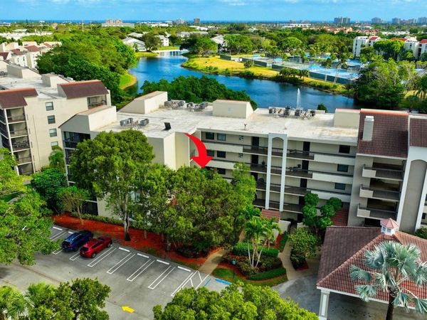 1915 Lavers Circle, Unit E-303, Delray Beach, FL 33444