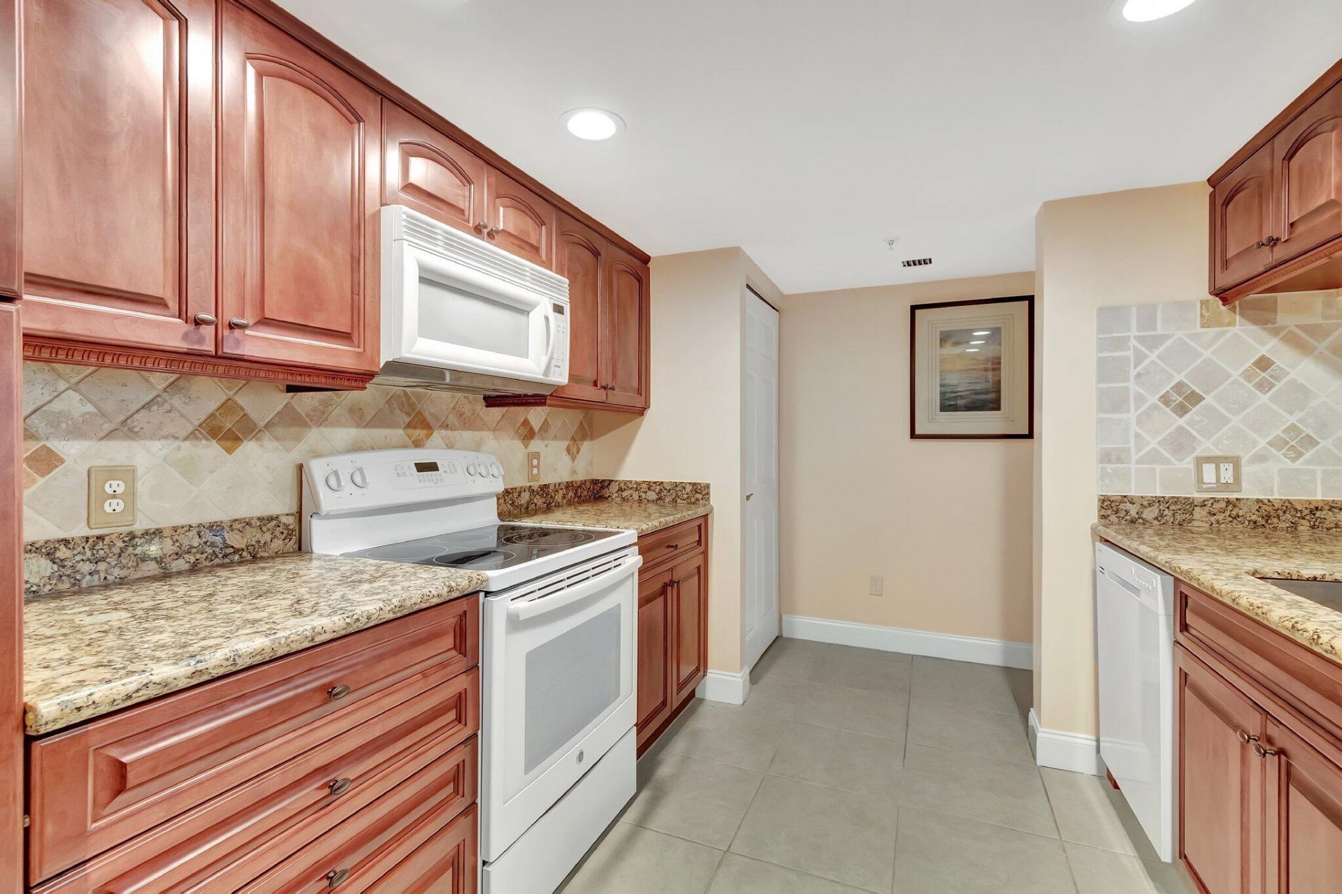 1915 Lavers Circle, Unit E-303, Delray Beach, FL 33444 Photo