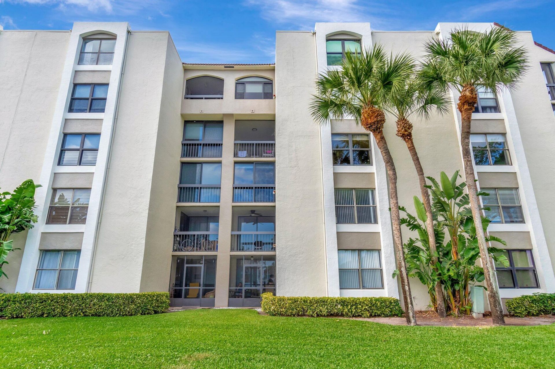 1915 Lavers Circle, Unit E-303, Delray Beach, FL 33444 Photo