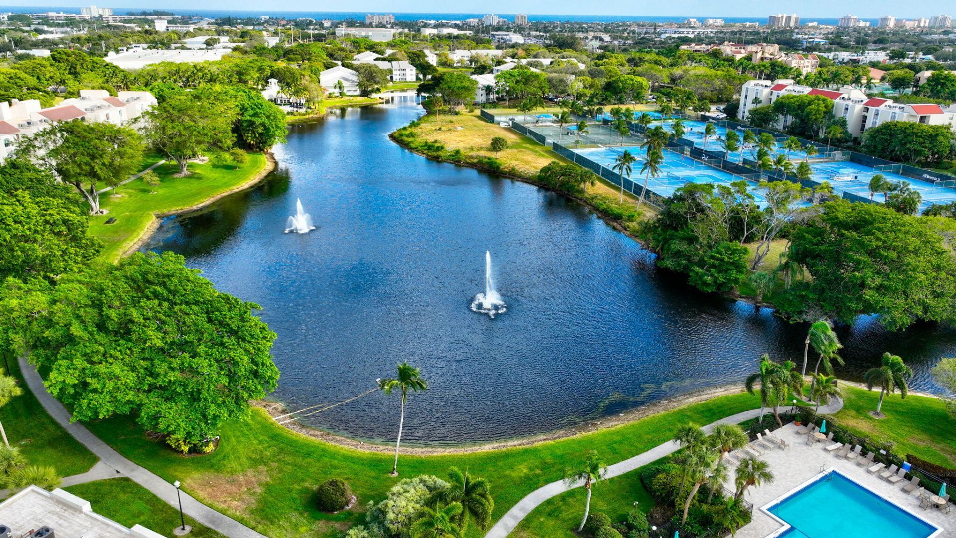 1915 Lavers Circle, Unit E-303, Delray Beach, FL 33444 Photo