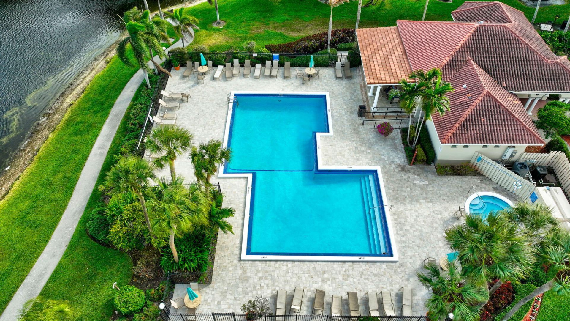 1915 Lavers Circle, Unit E-303, Delray Beach, FL 33444 Photo