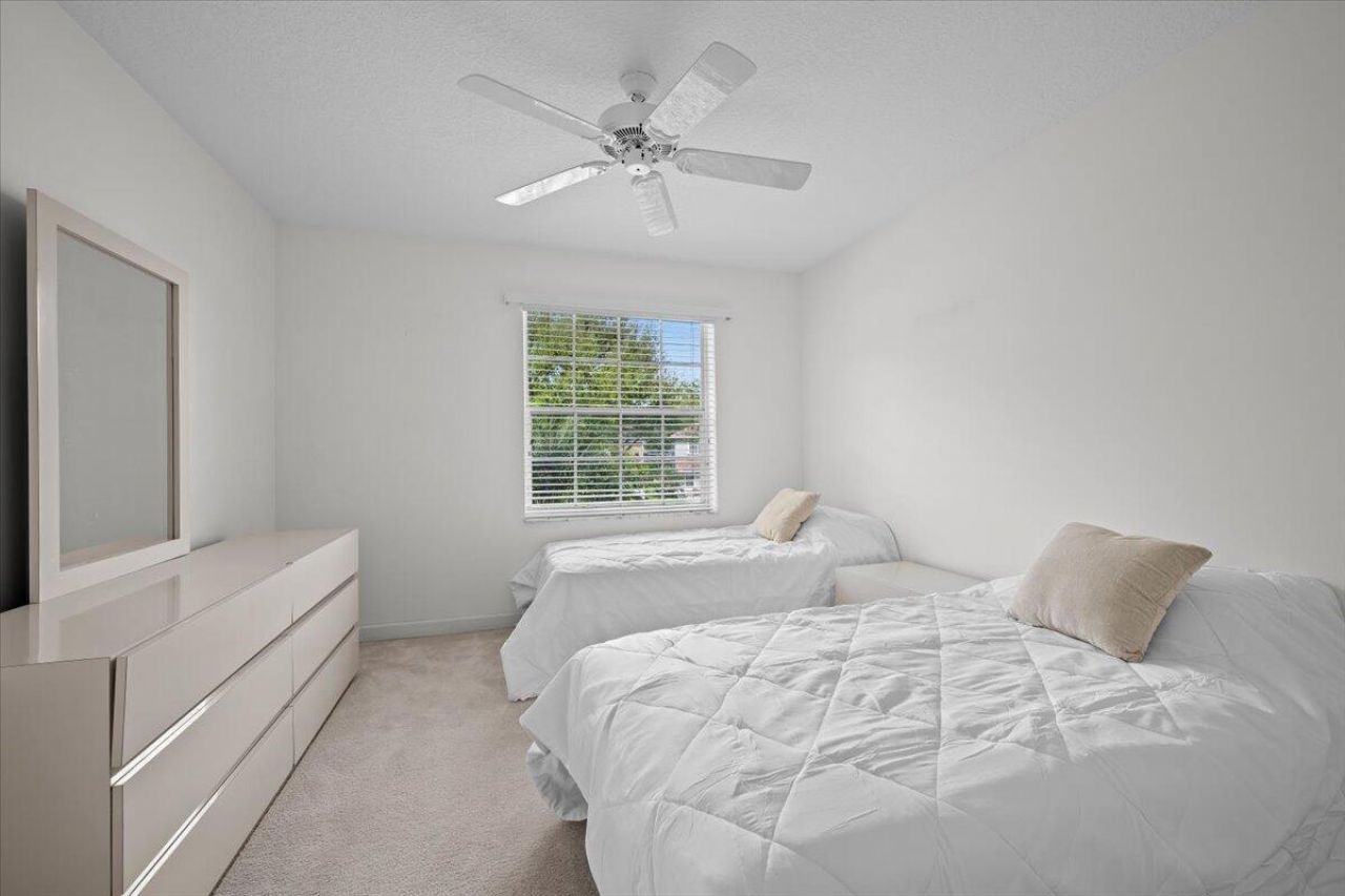 484 Otter Lane N, Jupiter, FL 33458 Photo