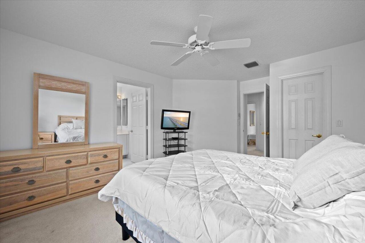 484 Otter Lane N, Jupiter, FL 33458 Photo