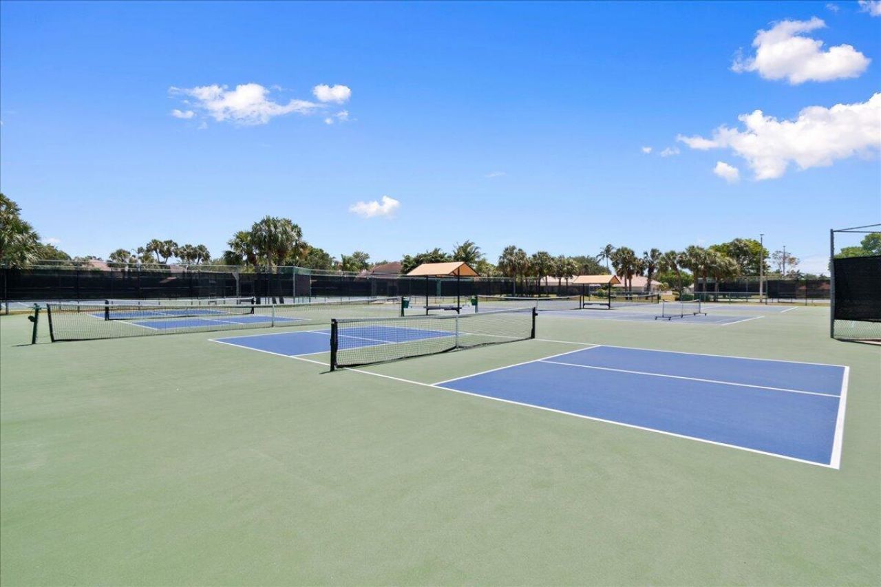 484 Otter Lane N, Jupiter, FL 33458 Photo