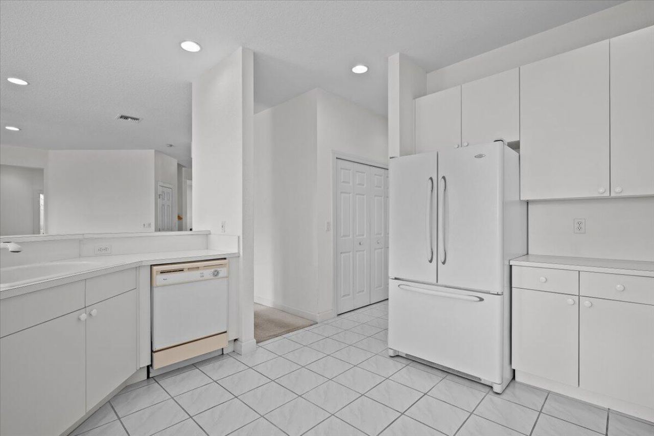 484 Otter Lane N, Jupiter, FL 33458 Photo