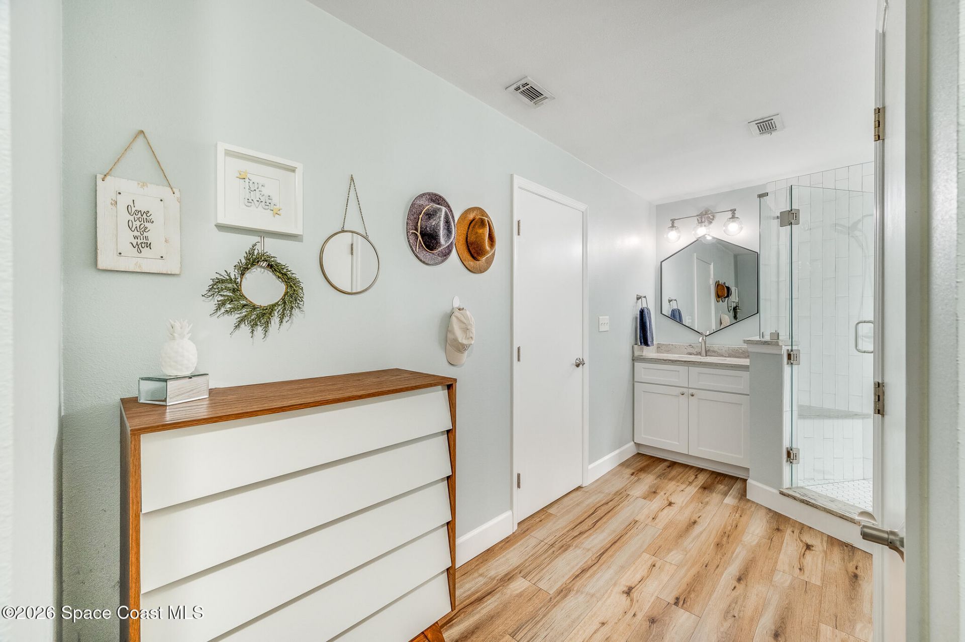 1330 Donna Marie Drive , Melbourne, FL 32904 Photo