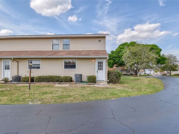 11001 SE SUNSET HARBOR ROAD , Unit H52, SUMMERFIELD, FL 34491