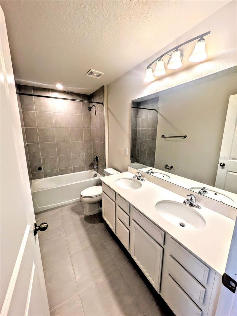 5429 Spanish Moss Cove , Bradenton, FL 34203 Photo