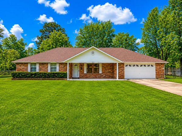 306 SE 4th Street, Antlers, OK 74523