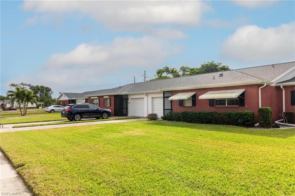 1390 Myerlee Country Club Blvd, Fort Myers, FL 33919 Photo