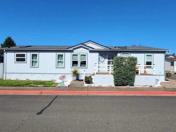 3025 Hollyridge Lp NE, Salem, OR 97305