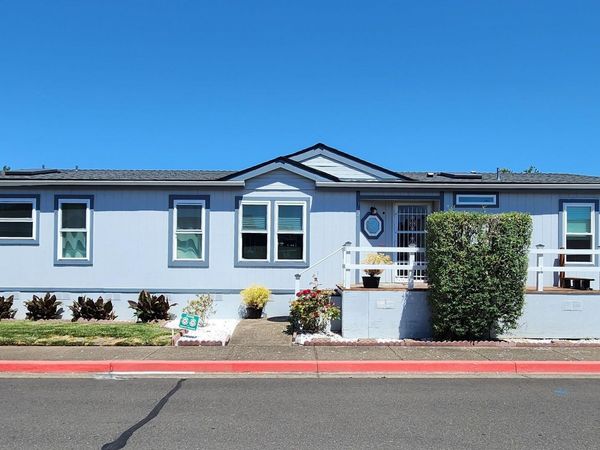3025 Hollyridge Lp NE, Salem, OR 97305