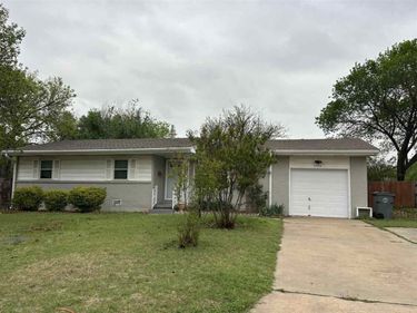 4506 NW Cheyenne Ave, Lawton, OK 73505