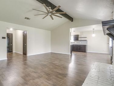 2733 Southpark Lane, Fort Worth, TX 76133