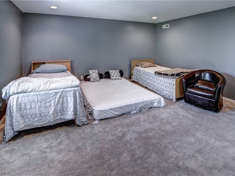 18220 Parkland Drive, Shaker Heights, OH 44122 Photo 18