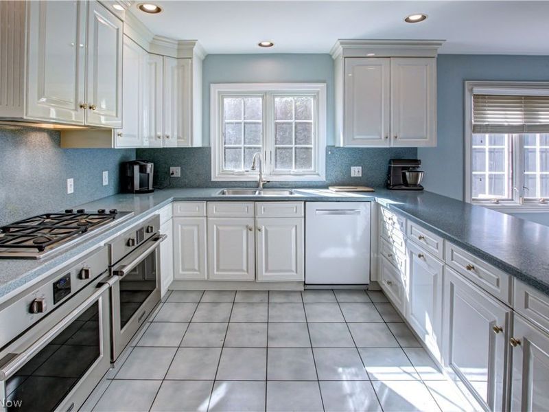 18220 Parkland Drive, Shaker Heights, OH 44122 Photo 27