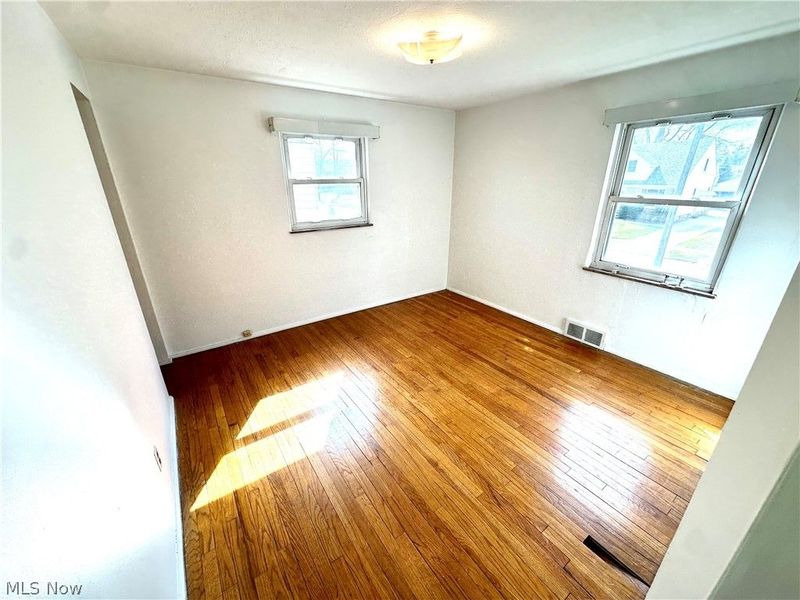 24251 Puritan Road, Euclid, OH 44123 Photo 18