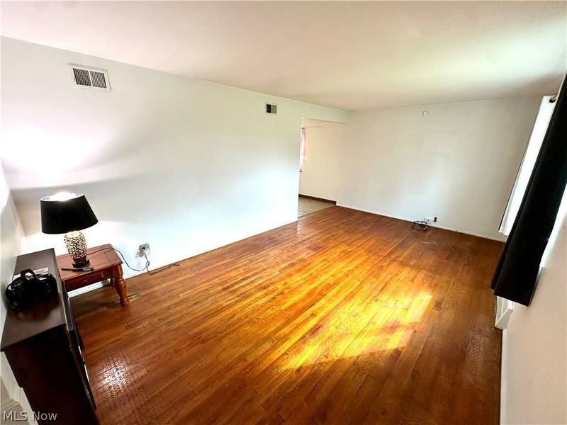 24251 Puritan Road, Euclid, OH 44123 Photo 9