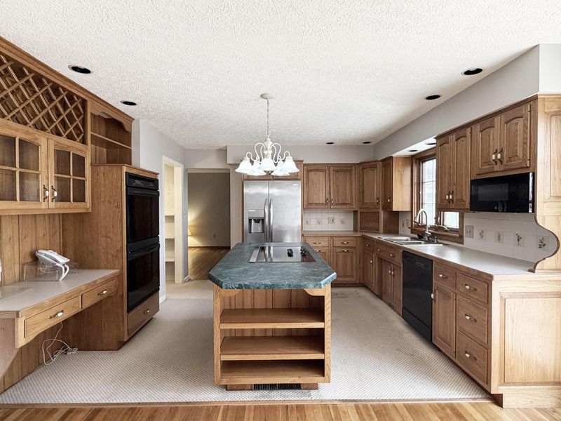 647 Mohican Way , Westerville, OH 43081 Photo 8