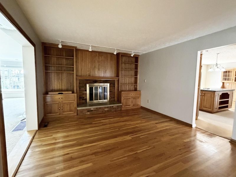 647 Mohican Way , Westerville, OH 43081 Photo 9