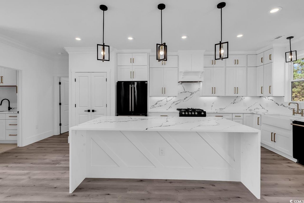 1101 Cycad Dr.  Photo 11