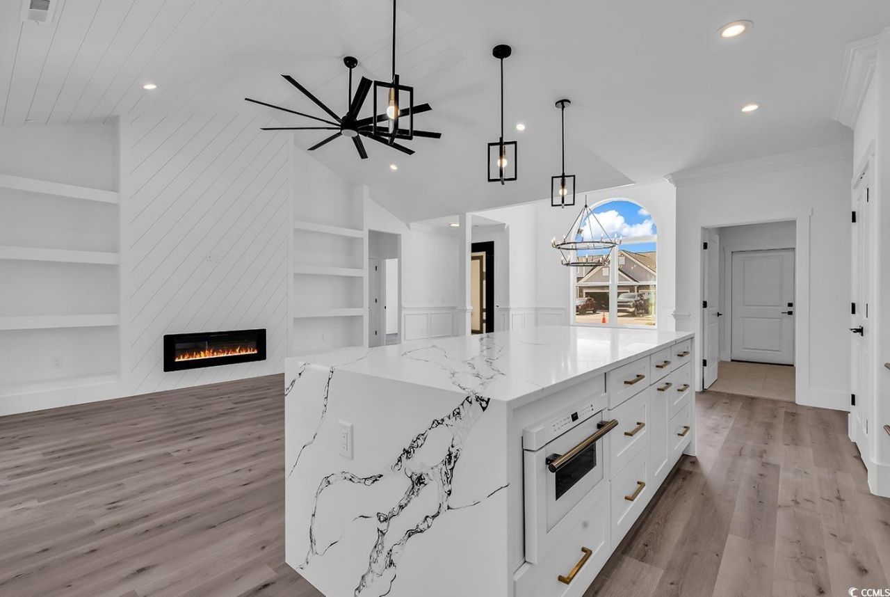 1101 Cycad Dr. Photo 5