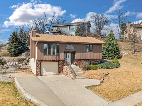 2523 Tomahawk Drive, Rapid City, SD 57702