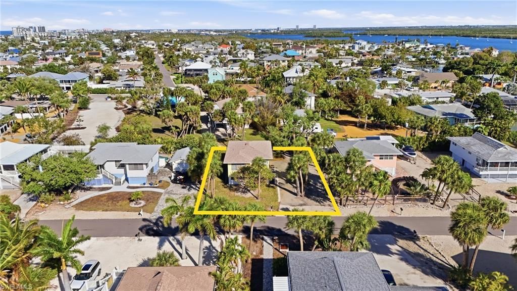 123 Andre Mar Dr, Fort Myers Beach, FL 33931 Photo