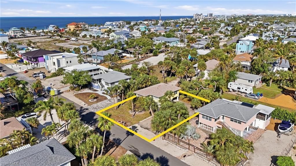 123 Andre Mar Dr, Fort Myers Beach, FL 33931 Photo