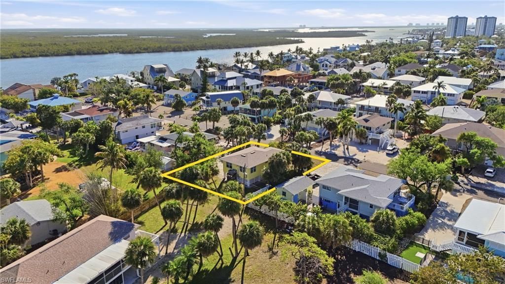 123 Andre Mar Dr, Fort Myers Beach, FL 33931 Photo