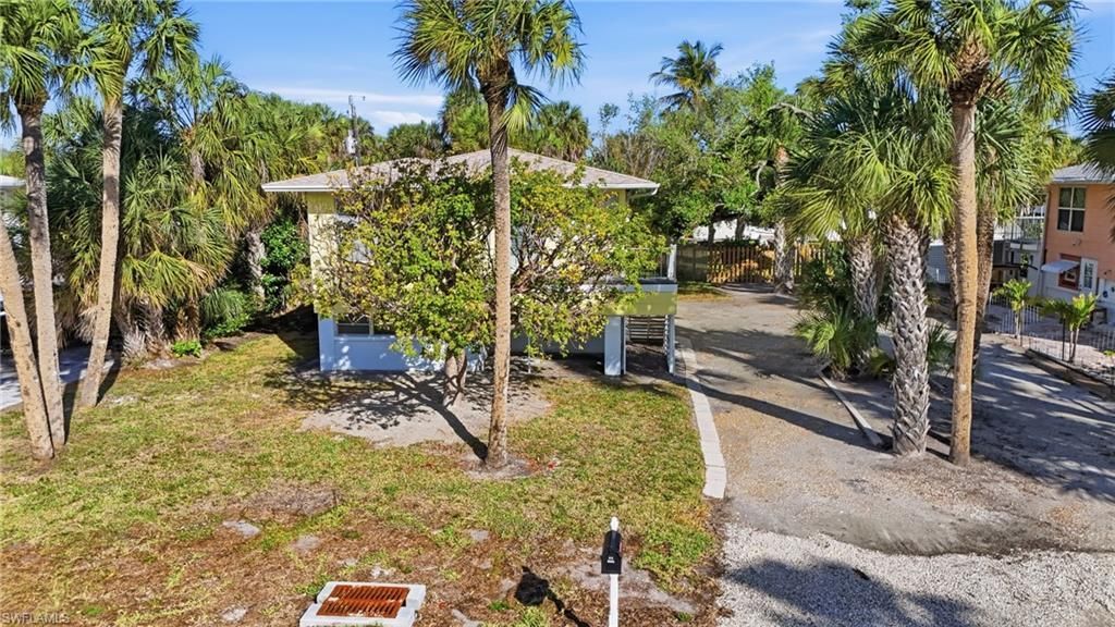 123 Andre Mar Dr, Fort Myers Beach, FL 33931 Photo