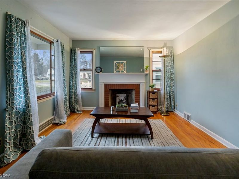 2249 Coleman Drive, Youngstown, OH 44511 Photo 2