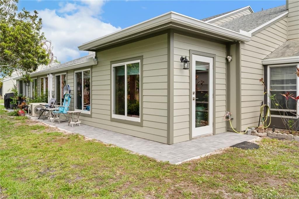 3289 NE Holly Creek Drive, Jensen Beach, FL 34957 Photo